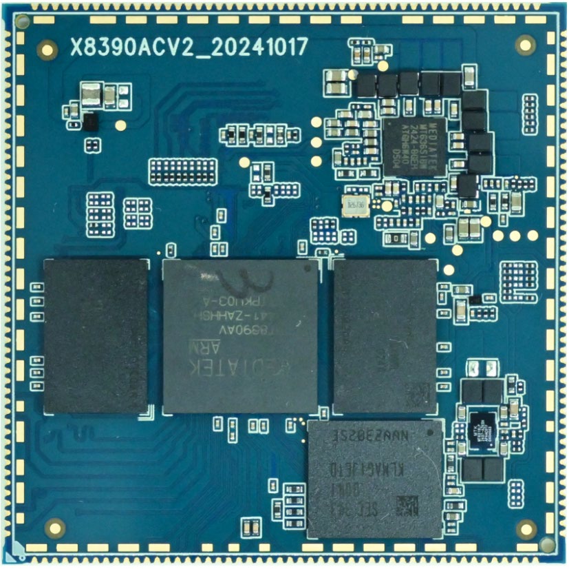 X8390核心板正面